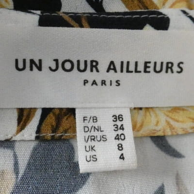 Voir photo 5 de Robe blanche imprimée - femme - Un Jour Ailleurs - taille 36 Robe blanche imprimée - femme - Un Jour Ailleurs - taille 36 Très bon état - Vue 5 -